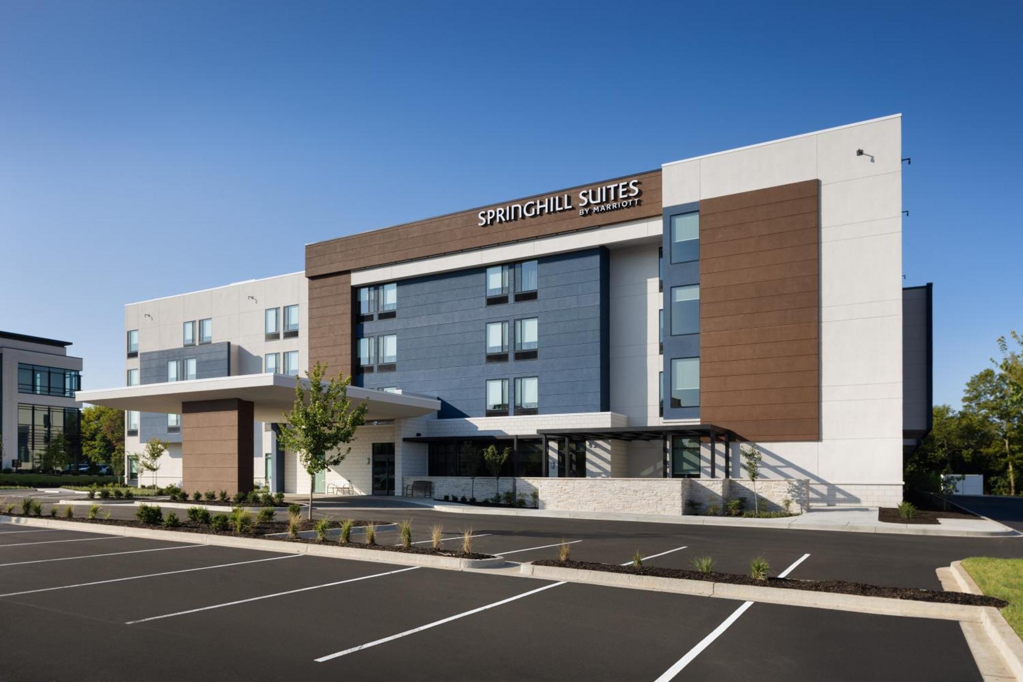 Springhill Suites By Marriott Боулинг Грийн Екстериор снимка