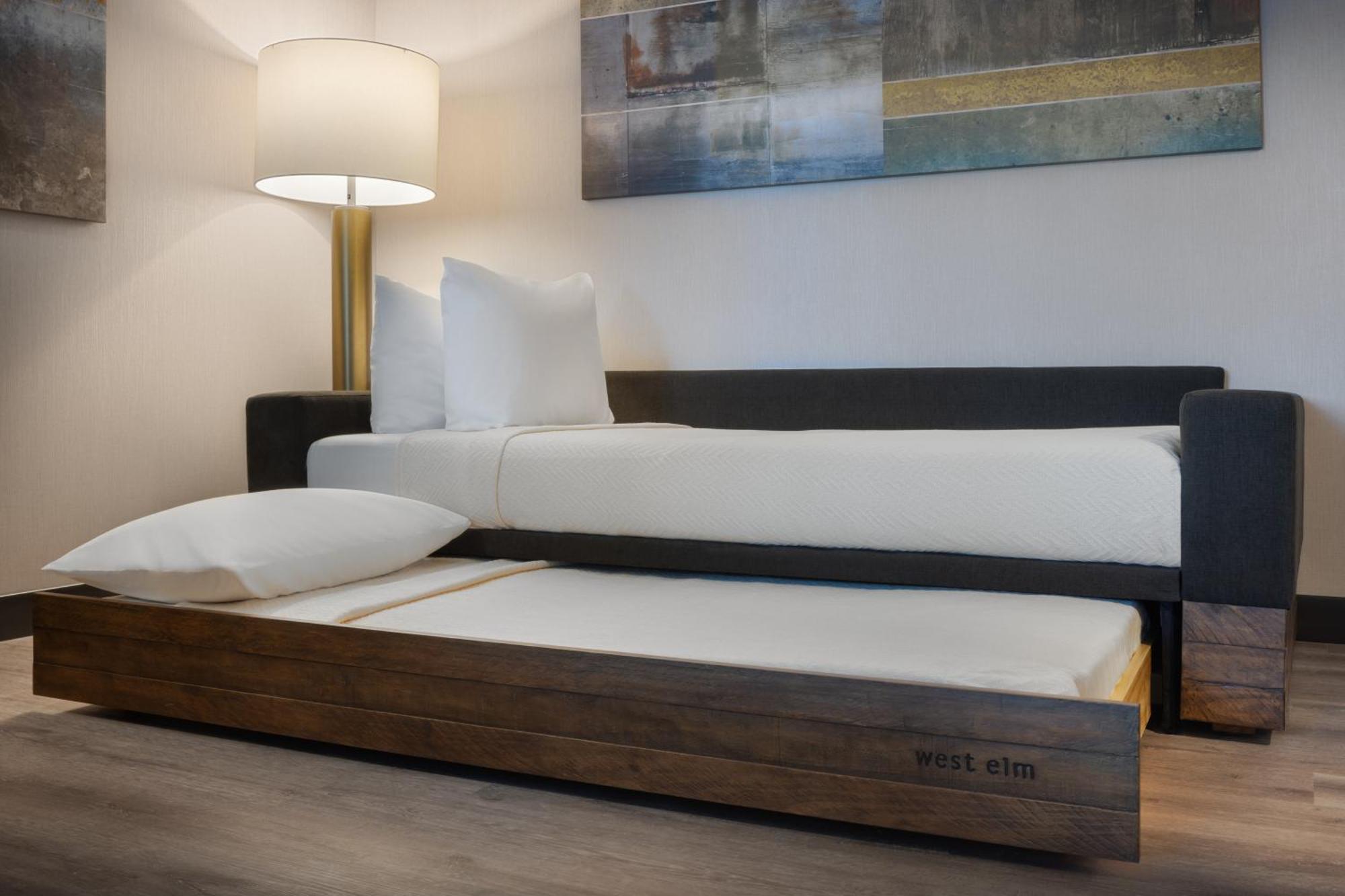 Springhill Suites By Marriott Боулинг Грийн Екстериор снимка