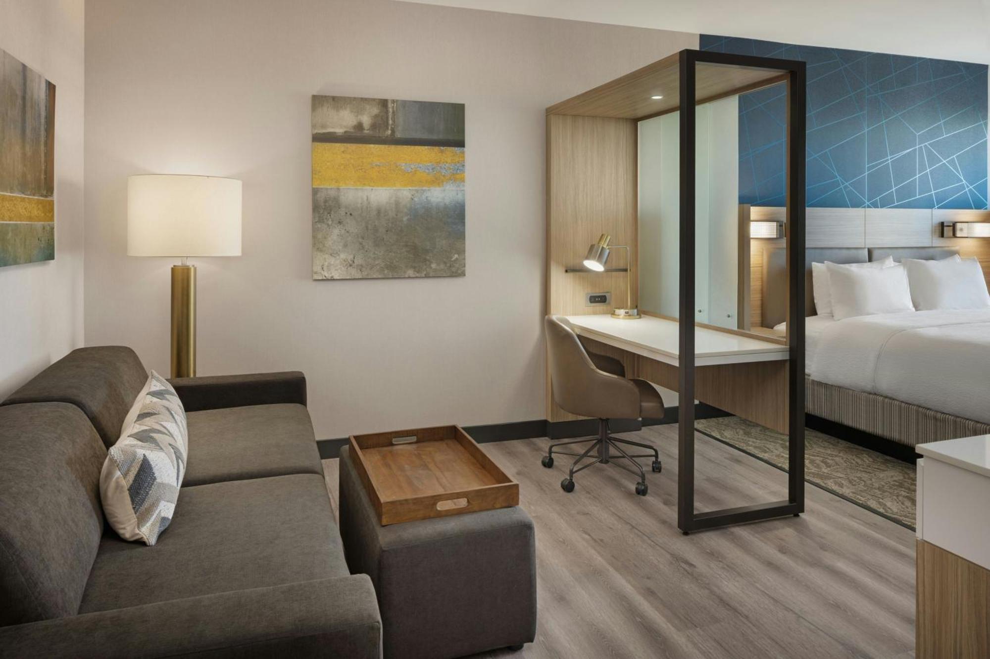 Springhill Suites By Marriott Боулинг Грийн Екстериор снимка